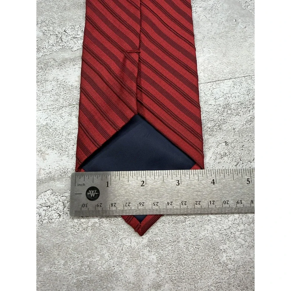 Jos. A. Bank 100% Silk Tie Mens OS Red Striped  Pointed Italy Necktie Classic